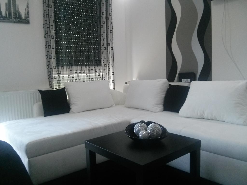 Fészek Apartman Debrecen Habitación foto